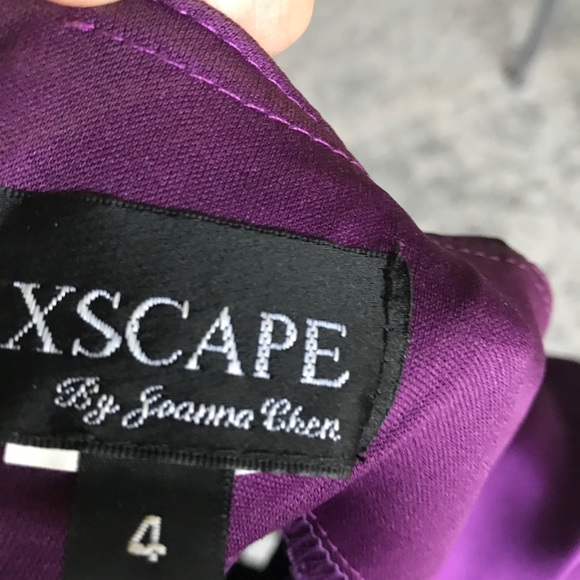 Xscape Satin Deep V cocktail purple Dress Size 4 - Picture 4 of 7